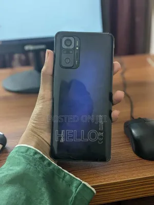 Photo - New Xiaomi Redmi Note 10 Pro 128 GB Purple