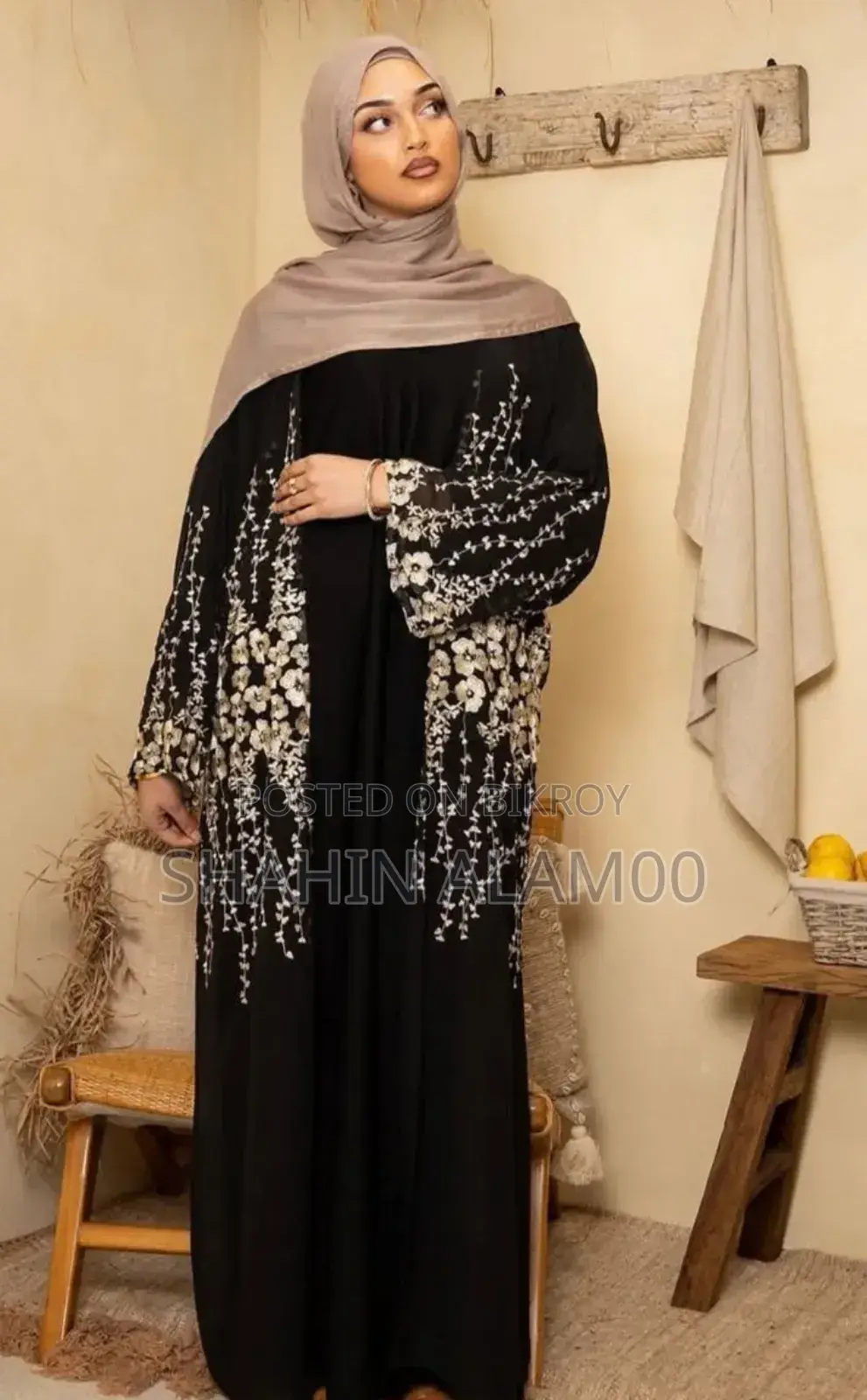 Abaya Zuhoor