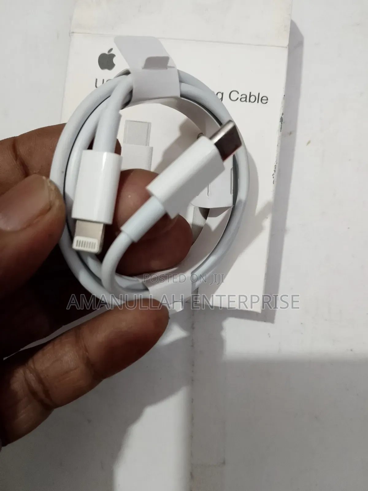 Apple Lightning To Usb Cable.
