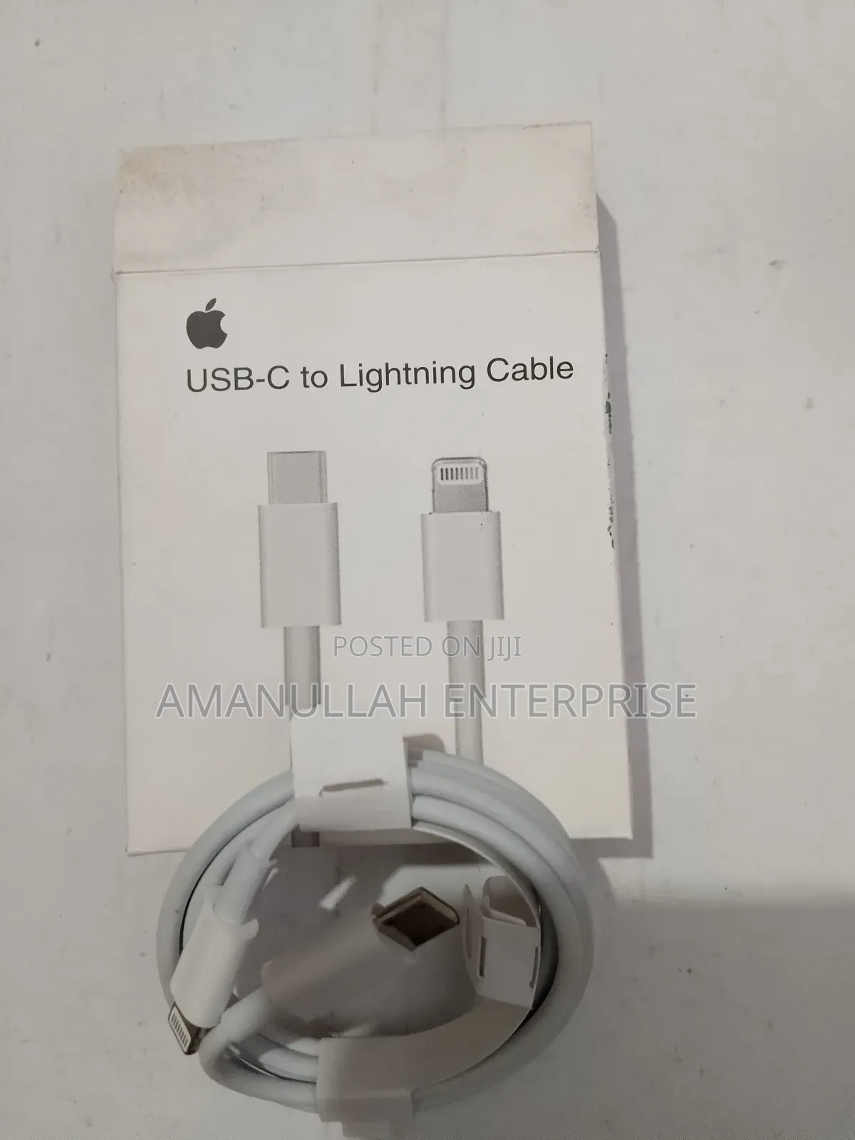 Apple Lightning To Usb Cable.