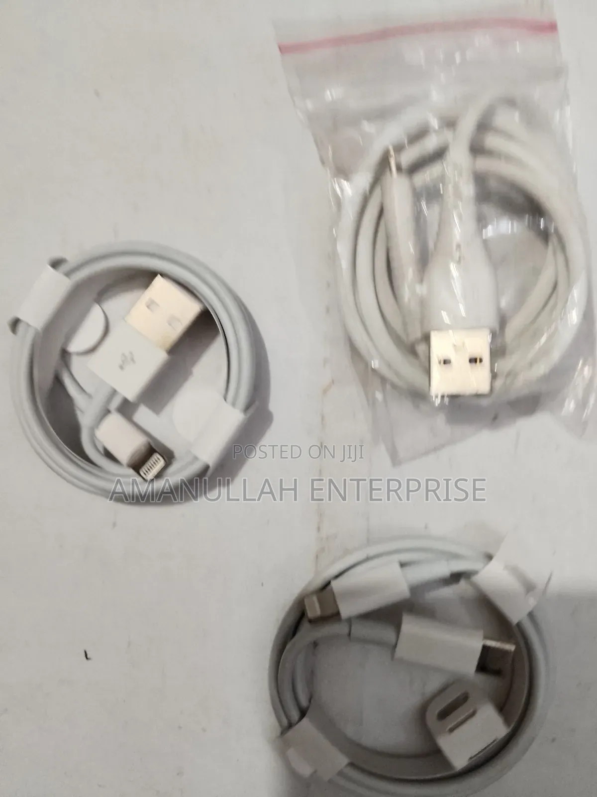 Apple Lightning To Usb Cable.
