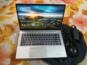 Photo - Laptop HP EliteBook 845 G8 16GB AMD Ryzen 5 SSHD (Hybrid) 256GB