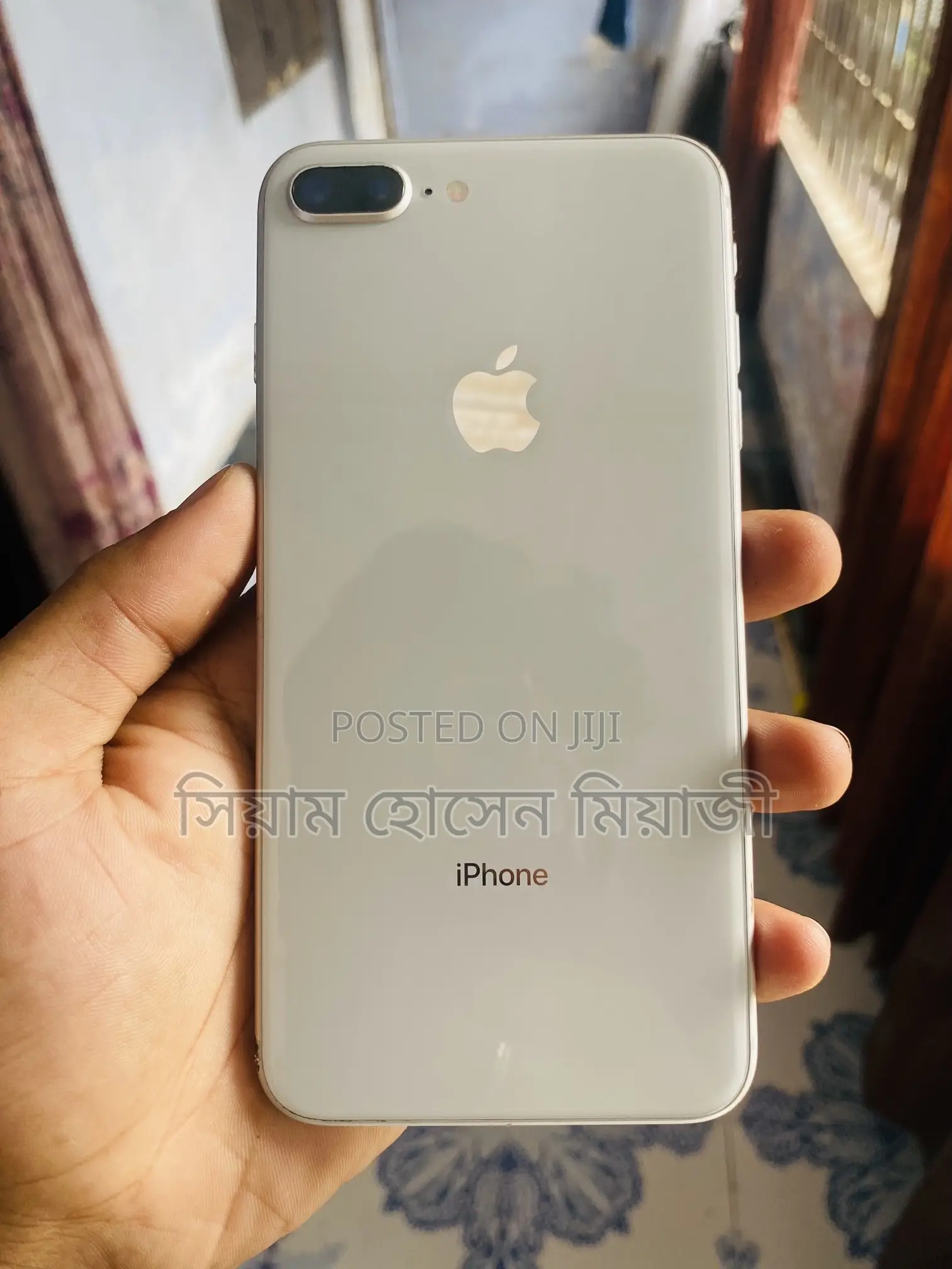 Apple iPhone 8 Plus 64 GB White