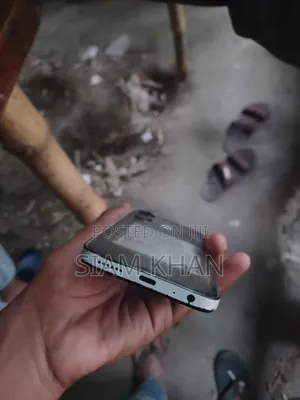 Vivo Y52s 128 GB Gray