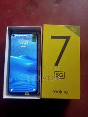 Photo - New Realme 7 5G 128 GB Blue