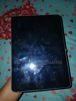 Photo - Apple iPhone SE 32 GB Silver