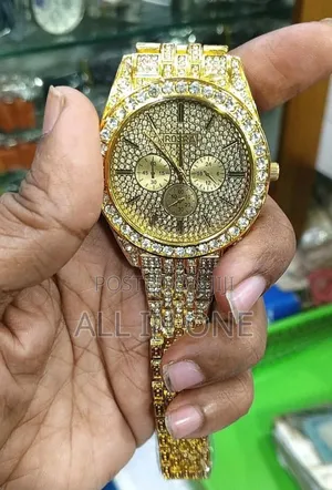 Photo - Men's Womens Round Silver White Gold Watch