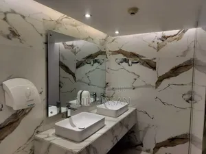 4bdrm Apartment in Semi Furnished Rent for Rent