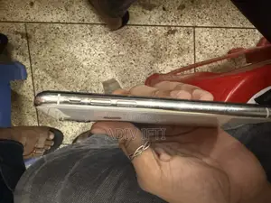 Apple iPhone X 256 GB White