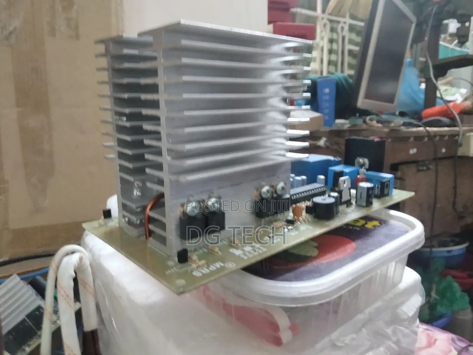 876 Ips / Ups Sigment Display