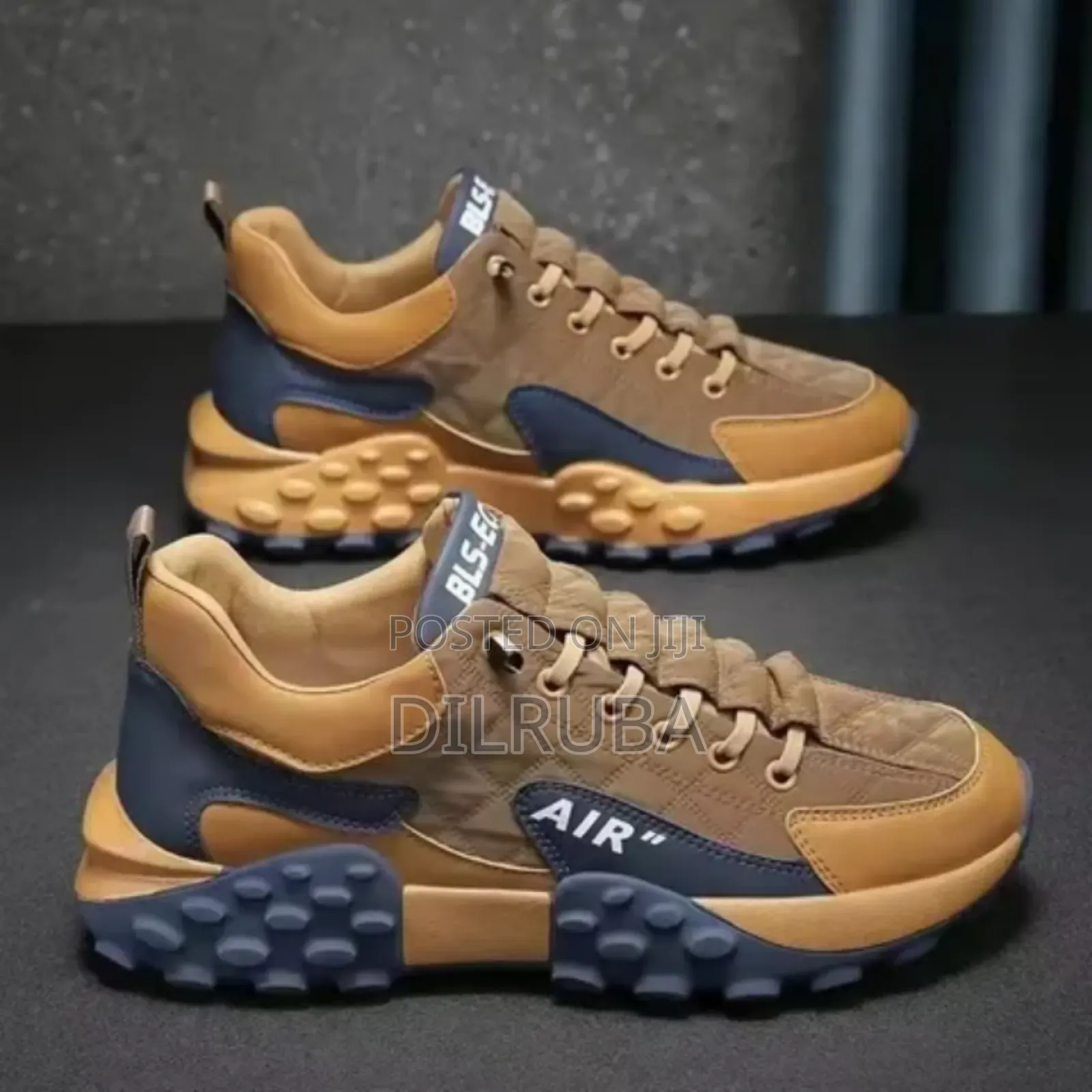 স্পোর্টস ফ্যাশন স্নিকার্স (Men’S Casual Air Sneakers)