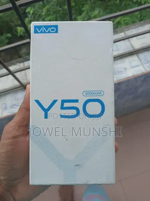 Photo - Vivo Y50 128 GB Blue