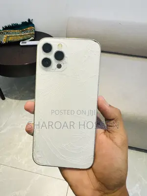 Photo - Apple iPhone 12 Pro Max 128 GB White