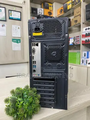 Desktop Pc Intel Core I3 4th Gen 3.40ghz,Ddr- 3 4gb Ram , Ssd: 128gb