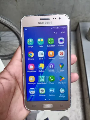Photo - Samsung Galaxy J2 8 GB Gold