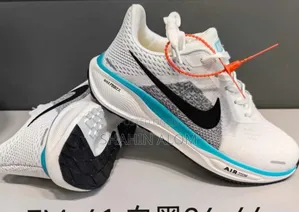 Photo - Nike Reactx Air Zoom Shoe​
