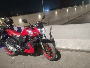 Yamaha FZ 2013 Red
