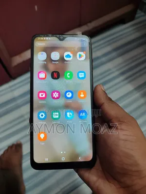 Photo - Samsung Galaxy A70 128 GB Orange