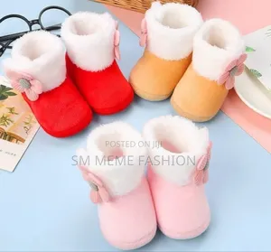 Photo -  কিউট ফ্লাওয়ার ফ্লিস বেবি বুটিজ (Baby Flower