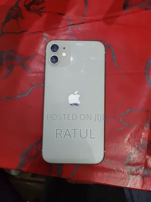 Photo - Apple iPhone 11 128 GB White