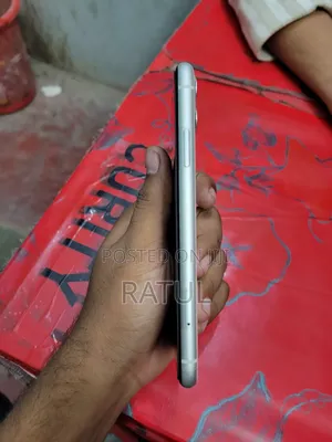 Apple iPhone 11 128 GB White