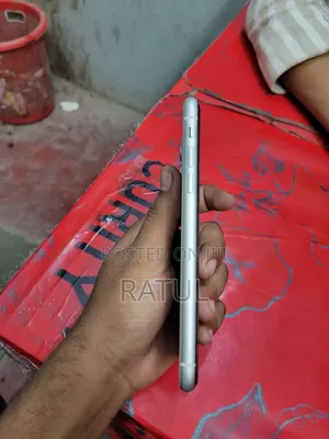 Apple iPhone 11 128 GB White