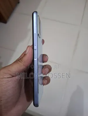 New Vivo Y21 128 GB Blue