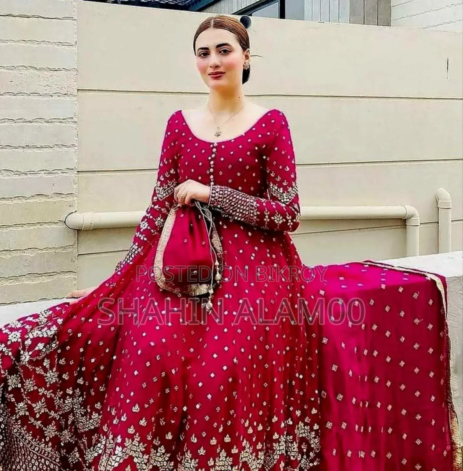 ইন্ডিয়ান ওয়েটলেস জর্জেট থ্রি-পিস