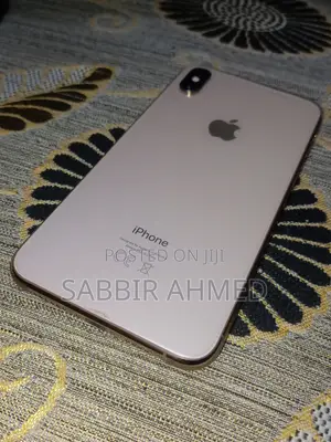 Photo - Apple iPhone XS Max 256 GB Rose Gold