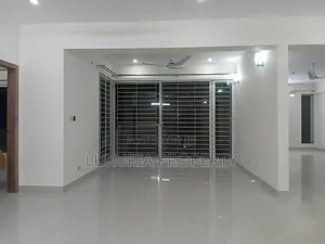 Photo - 3bdrm Apartment in Gulshan for Rent