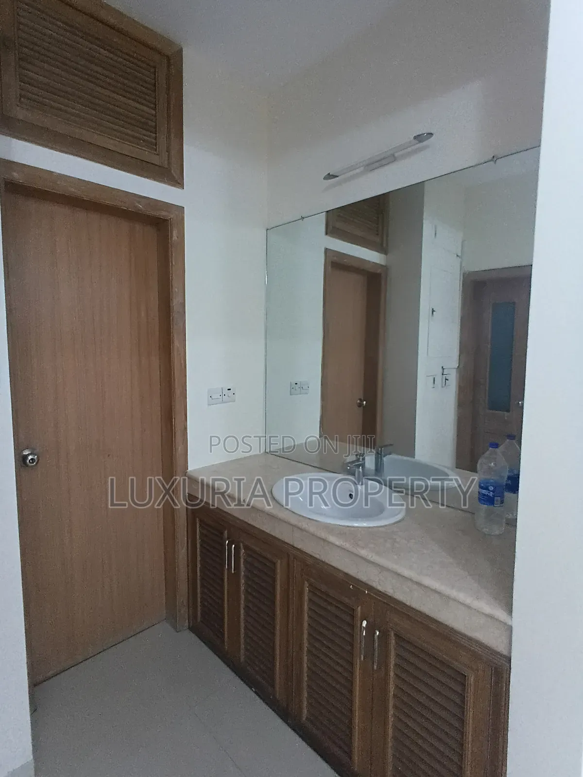 3bdrm Apartment in Gulshan for Rent