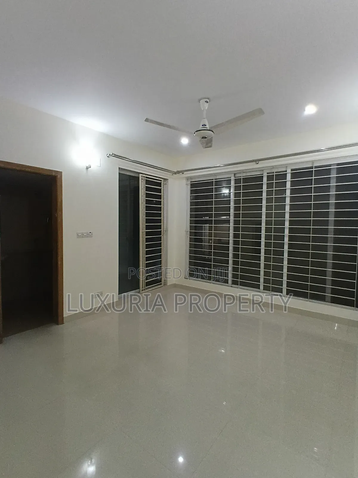 3bdrm Apartment in Gulshan for Rent