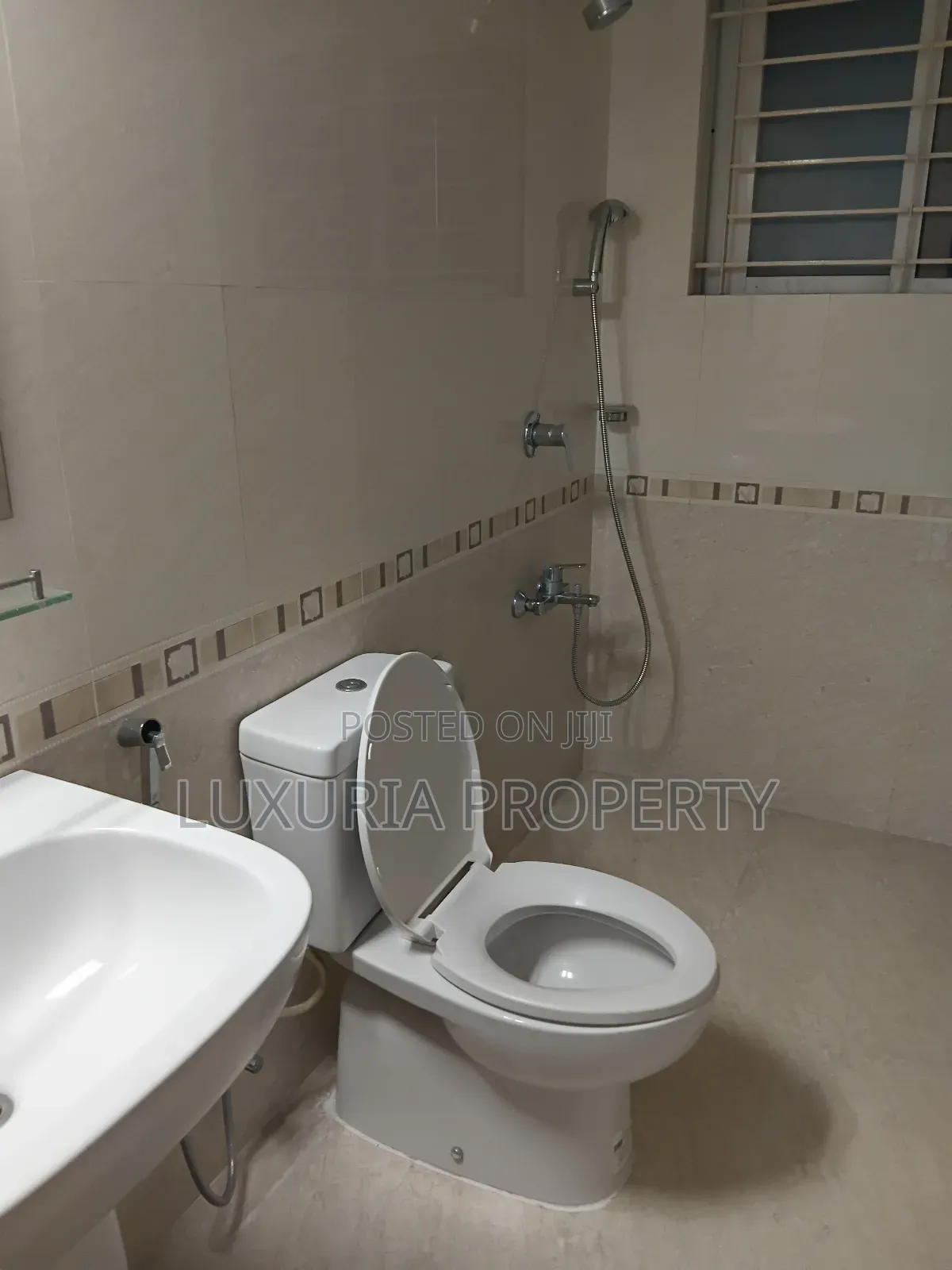 3bdrm Apartment in Gulshan for Rent