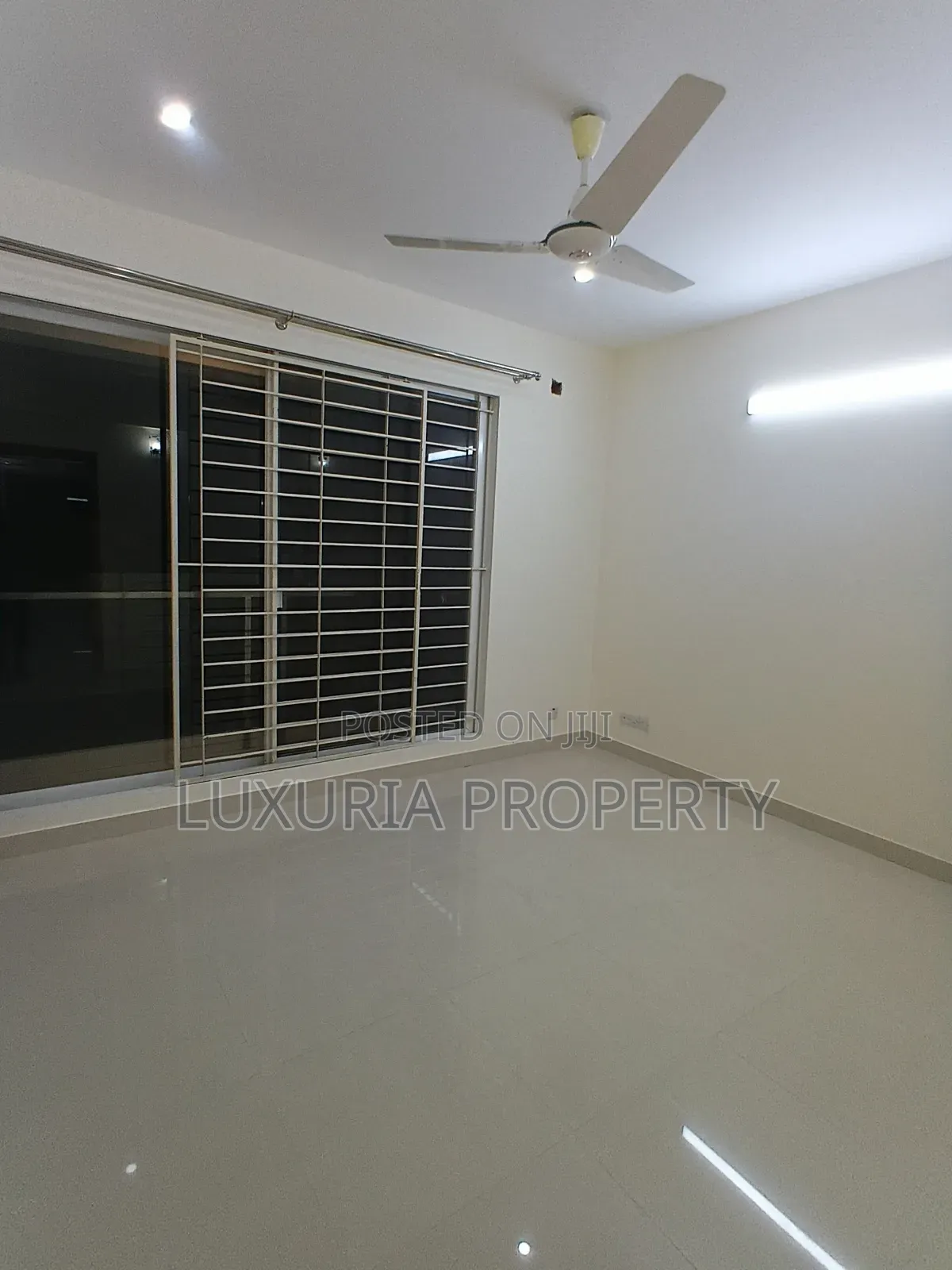 3bdrm Apartment in Gulshan for Rent