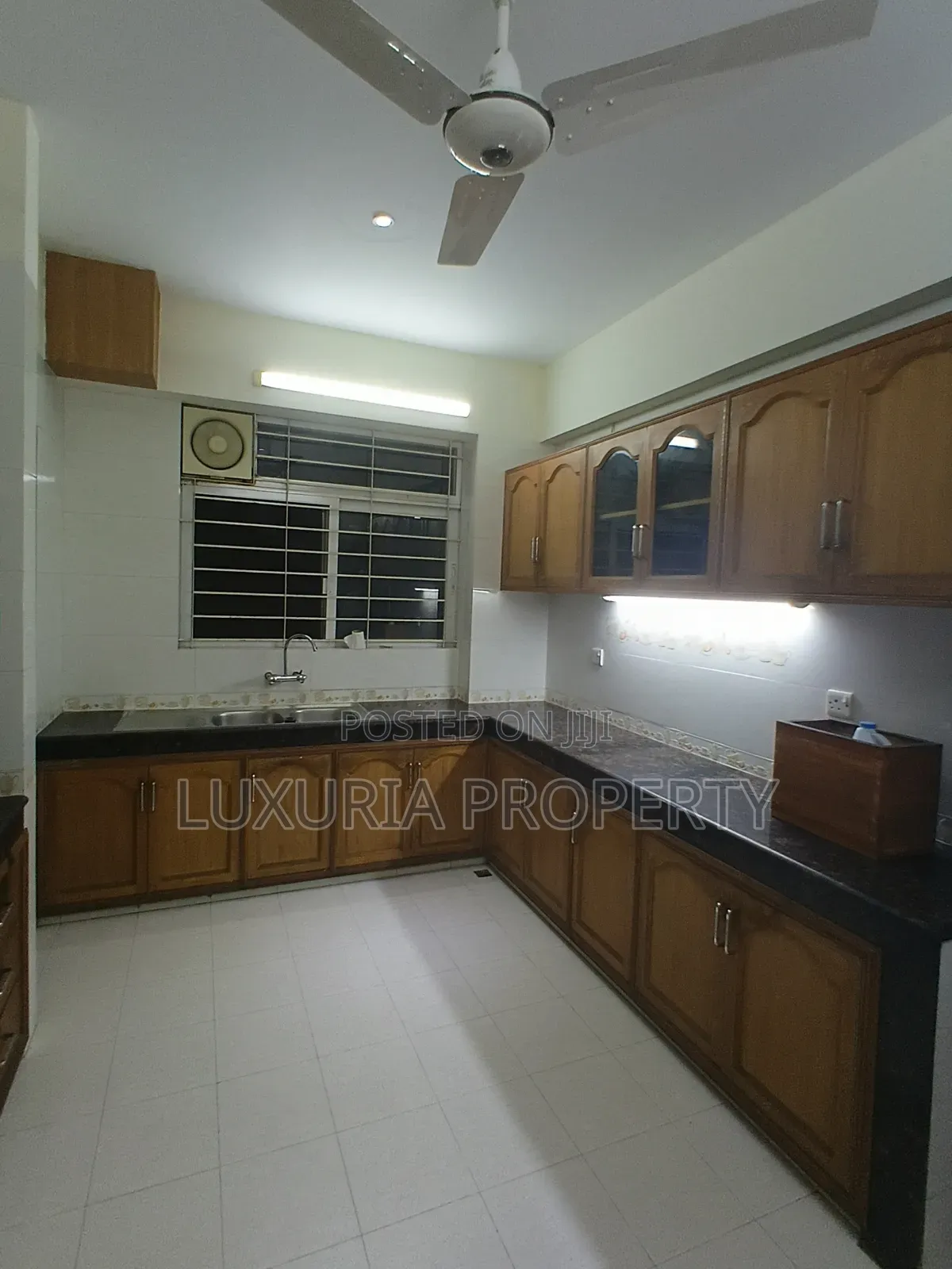 3bdrm Apartment in Gulshan for Rent