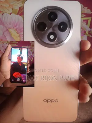 Photo - New Oppo Reno 12 5G 256 GB Orange