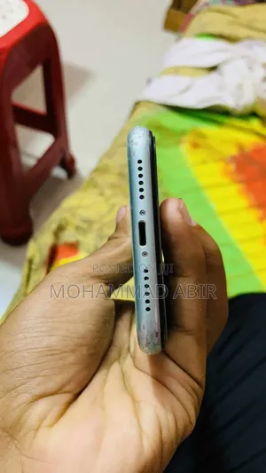 New Apple iPhone 11 256 GB Green