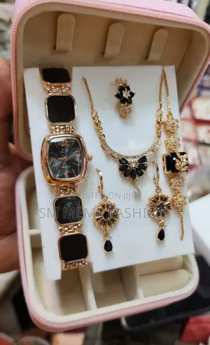 Photo -  নজরকাড়া ৬-ইন-১ জুয়েলারি ও ওয়াচ সেট 