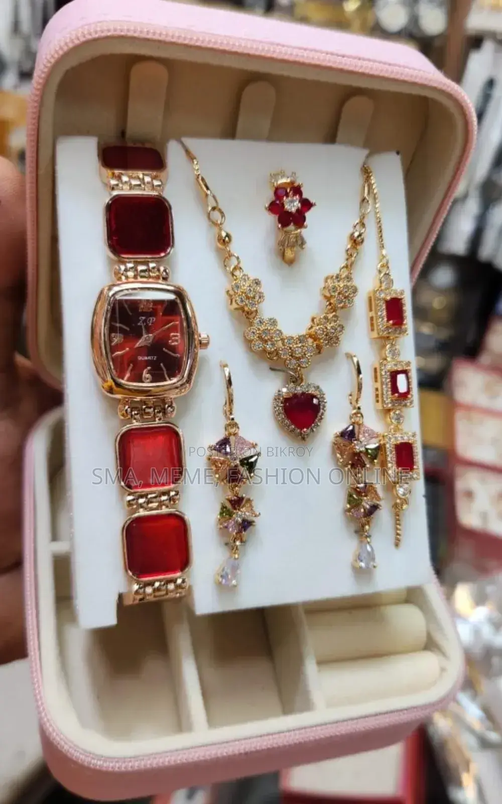 Eye-Catching 6-in-1 Jewelry and Watch Set
