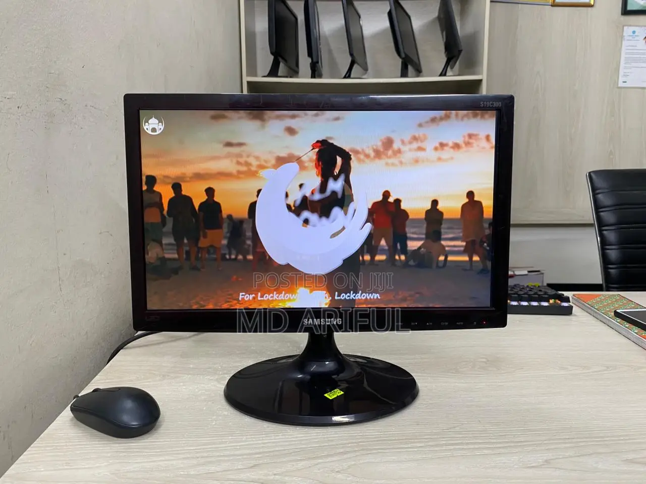 Samsung Original Brand 19"Inch Led Full Fresh Monitor ( S19c300 )