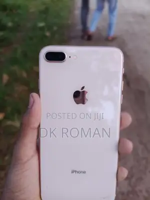 Photo - Apple iPhone 8 Plus 64 GB Pink