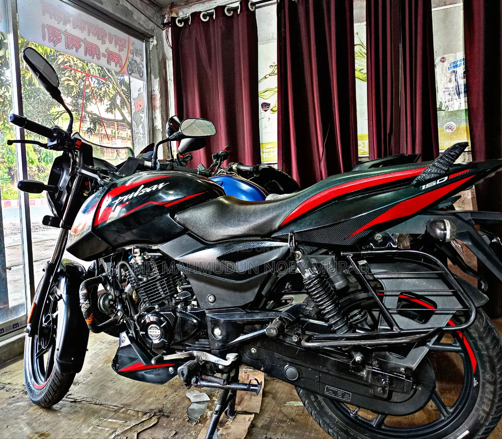 Bajaj Pulsar 150 2024 Black