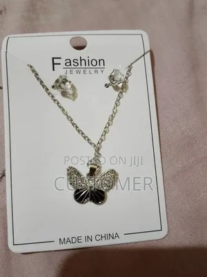 Photo - Neckless Set