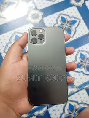 Photo - New Apple iPhone 12 Pro 128 GB Black