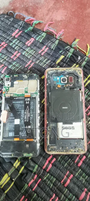 Photo - Samsung Galaxy S8 Plus 64 GB Blue