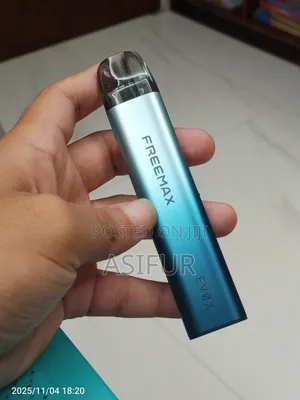 Freemax Pod Device Six Colors Available, With Free 10ml Juice