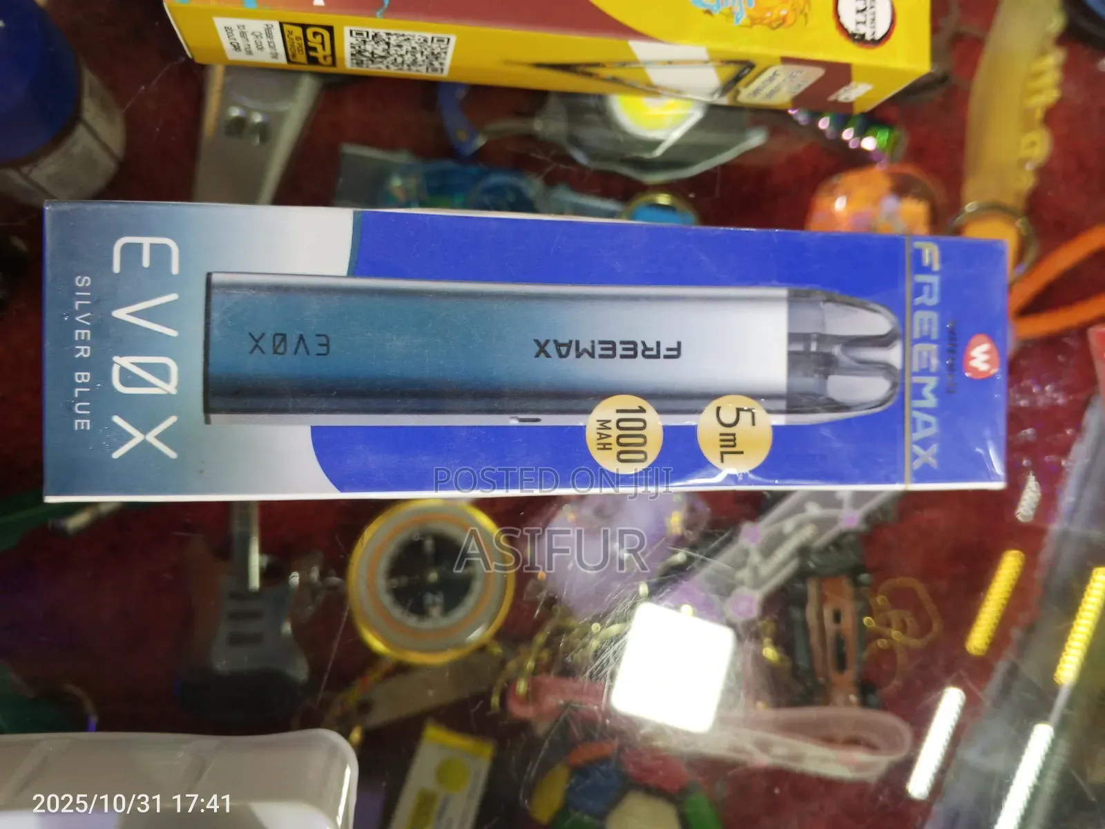 Freemax Pod Device Six Colors Available, With Free 10ml Juice