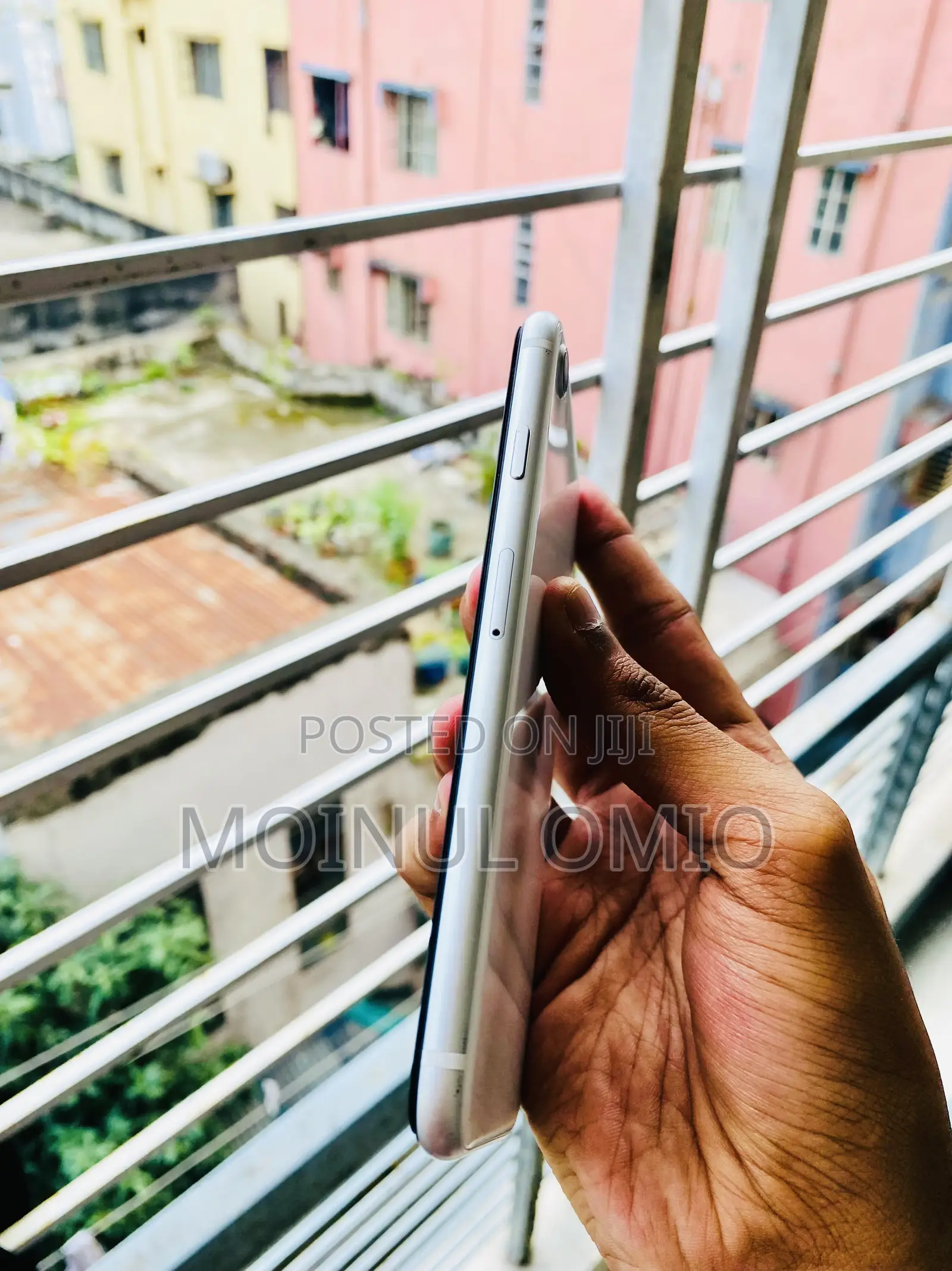 Apple iPhone SE (2020) 64 GB White