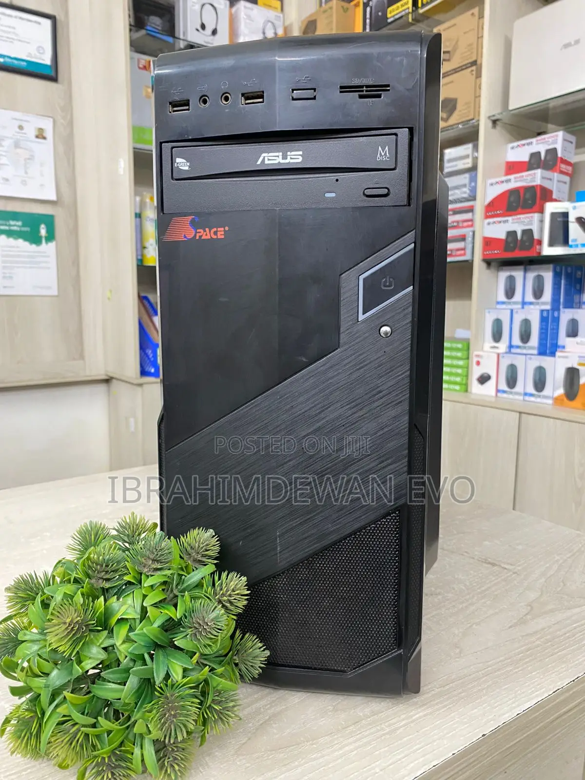 Intel Core I5 7th Gen 3.10ghz,Ddr- 4 8gb Ram , Ssd: 120gb M.2