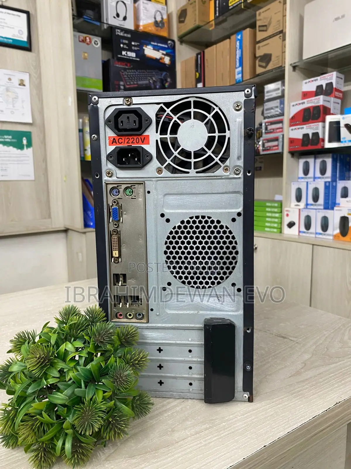 Intel Core I3 2nd Gen 3.30ghz,Ddr- 3 4gb Ram ,Ssd:128gb